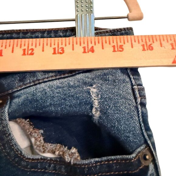 True Craft Sz 14 Slim‎ Straignt Button Fly Distressed Jeans - Picture 3 of 13